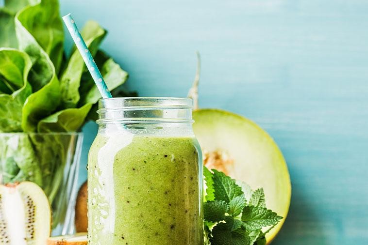 Honeydew, apple and avocado smoothie